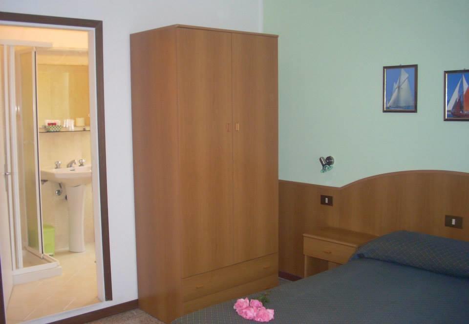 Hotel Fornaro Caorle Exteriör bild